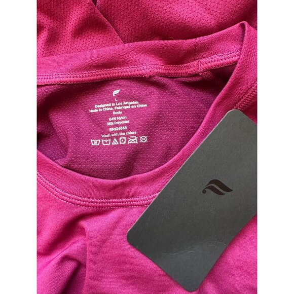 NWT Fabletics The Training Day Long Sleeve Tee Raspberry Large - Picture 8 of 9